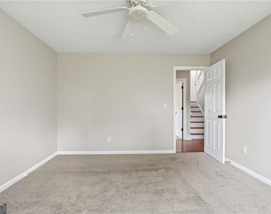 5949 Idlewood Place - Photo Thumbnail 23