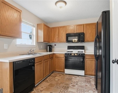 5949 Idlewood Place - Photo Thumbnail 9