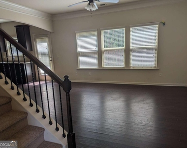 1785 Homeside Drive - Photo Thumbnail 6