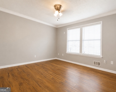 3386 Trickum Road - Photo Thumbnail 8