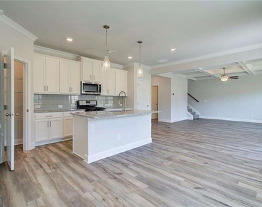 1751 Branthaven Lane - Photo Thumbnail 7