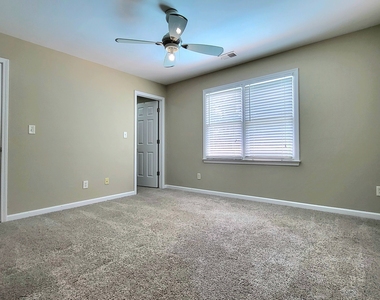 2945 Millwater Crossing - Photo Thumbnail 15