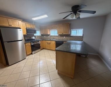 15 Diamond Dr - Photo Thumbnail 8