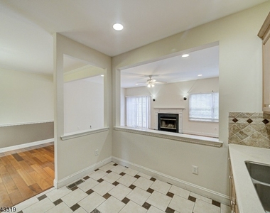 223 Emily Pl - Photo Thumbnail 6