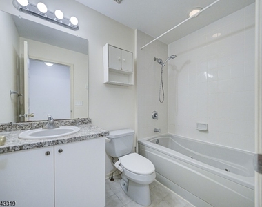 223 Emily Pl - Photo Thumbnail 18