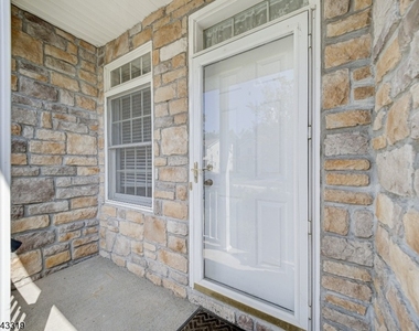 223 Emily Pl - Photo Thumbnail 30
