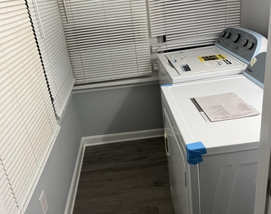 186 Ocean Avenue - Photo Thumbnail 3