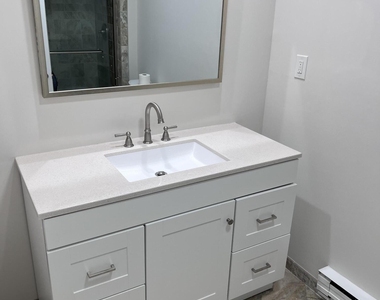 35 Amberly Drive - Photo Thumbnail 3