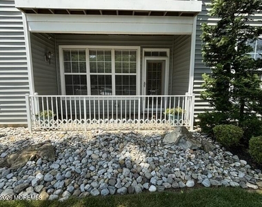 671 Saint Andrews Place - Photo Thumbnail 15