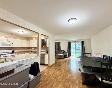 743 Banyan Court - Photo Thumbnail 3