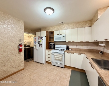 743 Banyan Court - Photo Thumbnail 5