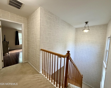 743 Banyan Court - Photo Thumbnail 16