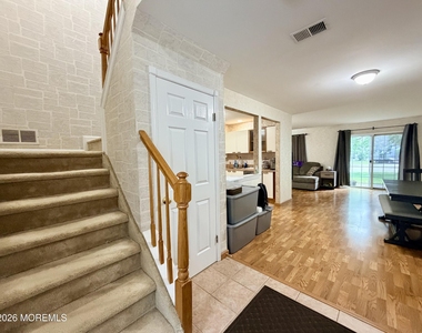 743 Banyan Court - Photo Thumbnail 2