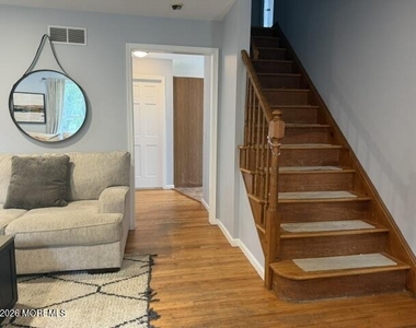 2806 Johnson Street - Photo Thumbnail 2