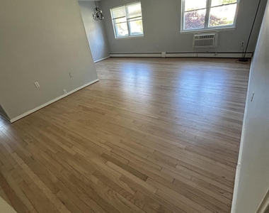 4 Windsor Terrace - Photo Thumbnail 3
