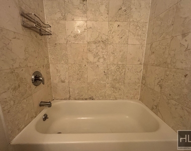 West 96th Street - Photo Thumbnail 7