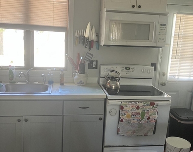 34 E Surf Way - Photo Thumbnail 14