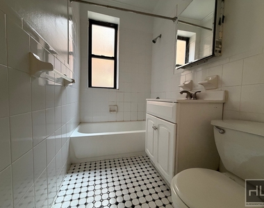 East 38 Street - Photo Thumbnail 3