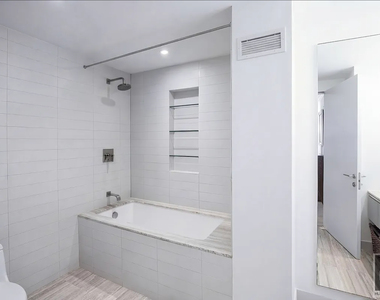 322 West 57 Street - Photo Thumbnail 4