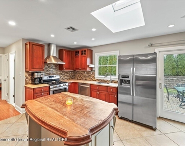 328 23rd Avenue - Photo Thumbnail 8