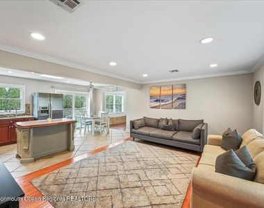 328 23rd Avenue - Photo Thumbnail 4