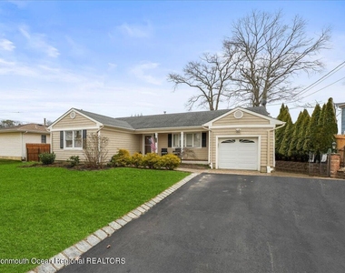 328 23rd Avenue - Photo Thumbnail 3
