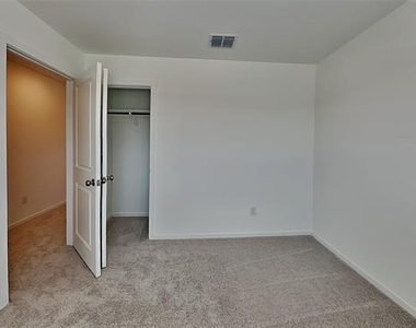 6308 Pelican Place - Photo Thumbnail 11