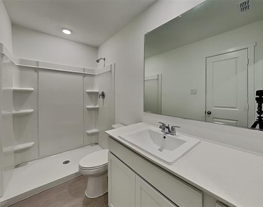 6308 Pelican Place - Photo Thumbnail 8