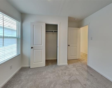 6308 Pelican Place - Photo Thumbnail 9