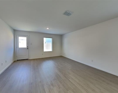 6308 Pelican Place - Photo Thumbnail 5