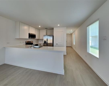 6308 Pelican Place - Photo Thumbnail 4