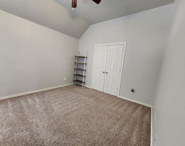 1808 Hidden Brook Trail - Photo Thumbnail 19