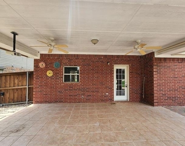 1808 Hidden Brook Trail - Photo Thumbnail 26