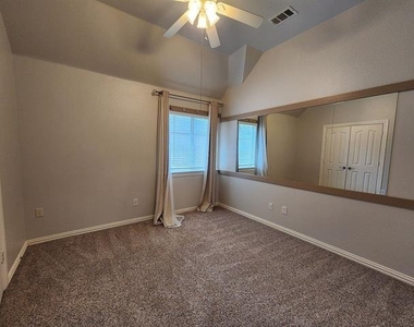 1808 Hidden Brook Trail - Photo Thumbnail 23