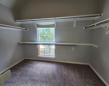 1808 Hidden Brook Trail - Photo Thumbnail 18