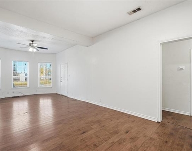 900 W Morgan - Photo Thumbnail 10
