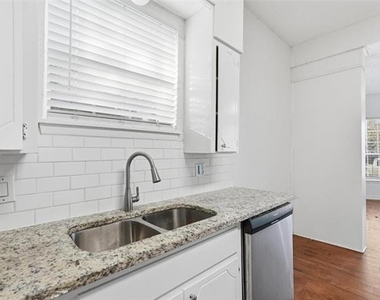900 W Morgan - Photo Thumbnail 6