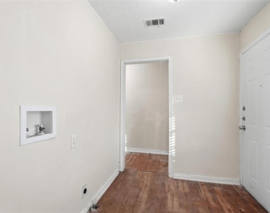 900 W Morgan - Photo Thumbnail 21