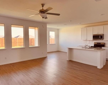 209 Ardsley Lane - Photo Thumbnail 9