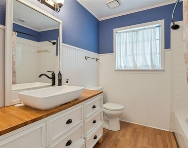 8420 Creekbluff Drive - Photo Thumbnail 19