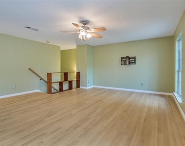 8420 Creekbluff Drive - Photo Thumbnail 16