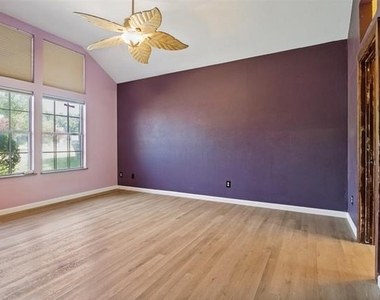 8420 Creekbluff Drive - Photo Thumbnail 12