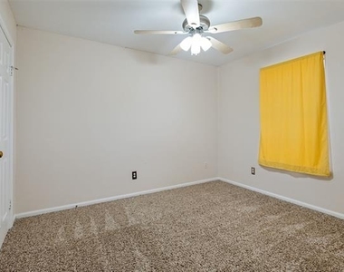 8420 Creekbluff Drive - Photo Thumbnail 20