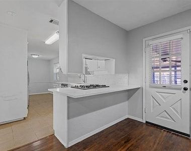 6016 Winifred Drive - Photo Thumbnail 12
