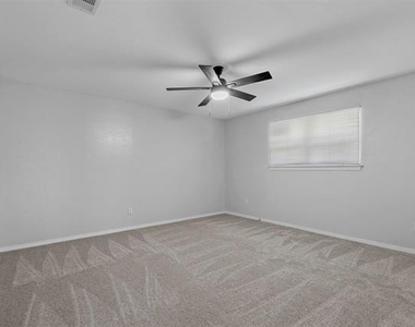6016 Winifred Drive - Photo Thumbnail 21