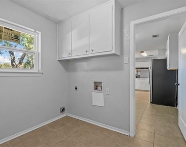 6016 Winifred Drive - Photo Thumbnail 24