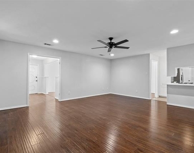 6016 Winifred Drive - Photo Thumbnail 4