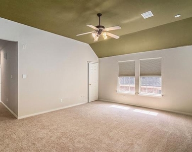 4213 Sharondale Drive - Photo Thumbnail 15
