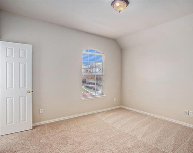 4213 Sharondale Drive - Photo Thumbnail 18