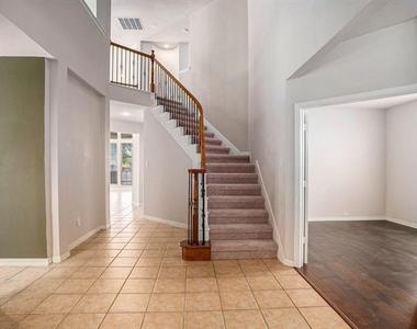 4213 Sharondale Drive - Photo Thumbnail 2